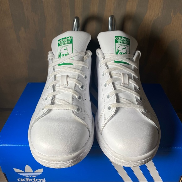 Adidas Stan Smith J White Sneakers 3.5 - Picture 2 of 13